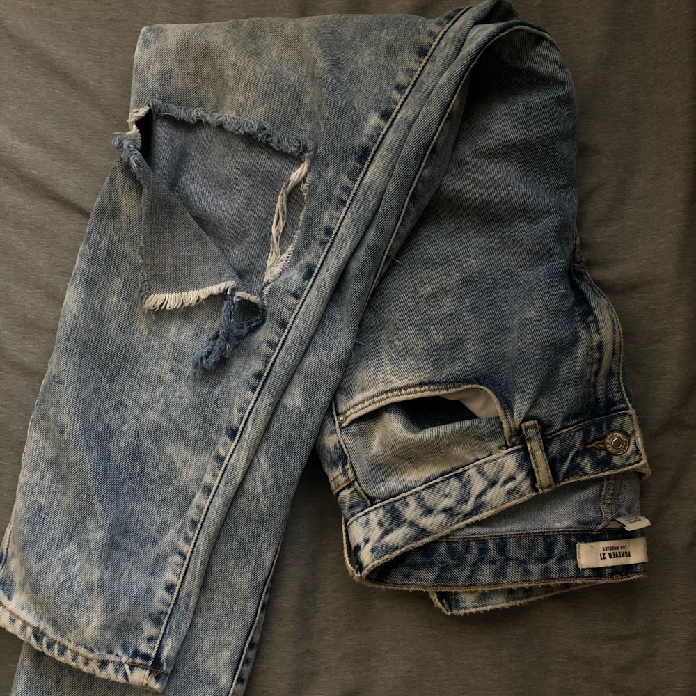 f21 ripped acid wash jeans